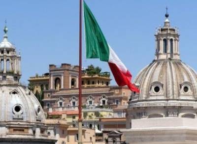 Власти Италии намерены оказать поддержку сферам автоиндустрии и туризма, наиболее пострадавшим от пандемии