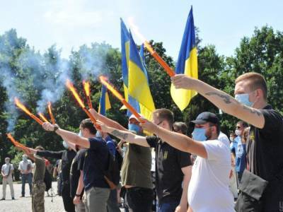В Киеве, Виннице, Ровно, Луцке, Харькове прошли акции в поддержку заключенных по делу Шеремета