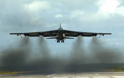 Бомбардировщики B-52 ВВС США вернулись на Гуам