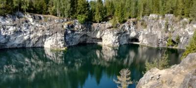 Посетители горного парка в Карелии теперь могут попасть на водопады на автобусе