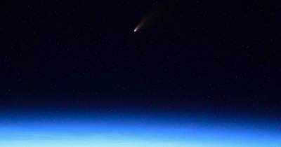Иван Вагнер - Ярчайшую за 7 лет комету сфотографировали из космоса - popmech.ru