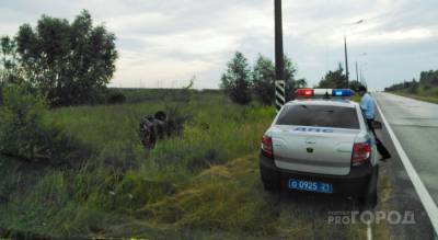 Под Новочебоксарском водитель вылетел в кювет и сбежал с места ДТП