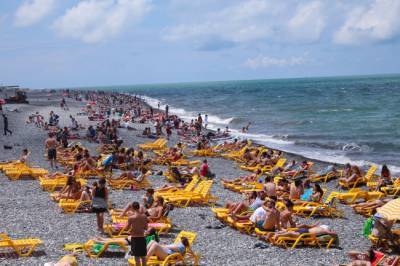 Как вести себя на пляжах во время COVID-19 – рекомендации Минздрава Грузии