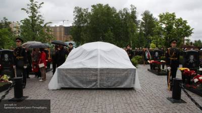 Мемориал погибшим в Баренцевом море подводникам открыли в Санкт-Петербурге