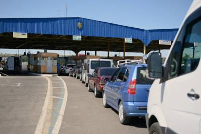 На границе с Венгрией работают только два КПВВ из пяти