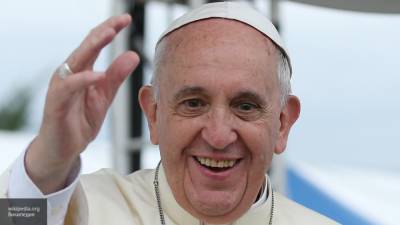 Папа Римский выступил в поддержку инициированного СБ ООН "коронавирусного" перемирия
