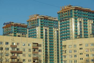 Цена квадратного метра жилья в Петербурге выросла до 124 тысяч рублей