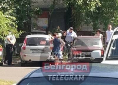 Пришлось разбивать окно: отец в Белгороде запер ребенка в машине в 36-градусную жару