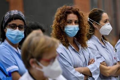 Доктор Зайцев назвал возможные причины вспышки коронавируса в Испании