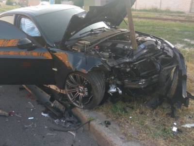 В Харькове столкнулись Mitsubishi и BMW: есть пострадавшие