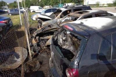 В Харькове сгорело 5 автомобилей
