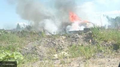 Огонь охватил полигон твердых бытовых отходов в Дагестане