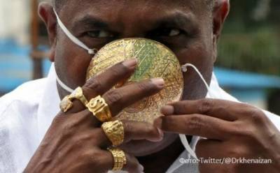 Индийский предприниматель заплатил $4000 за необычную защитную маску (ВИДЕО)