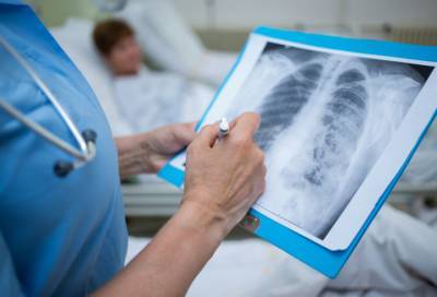 Внебольничная пневмония: за последние сутки в Ленобласти госпитализировали 38 человек
