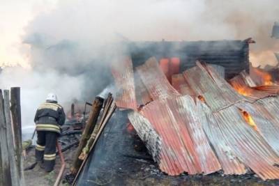 В Новлянке пожар охватил более ста квадратных метров жилого дома