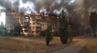 После масштабного пожара жильцов дома в Новой Каховке пообещали отселить