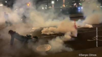В США повторились массовые акции протеста и столкновения с полицией