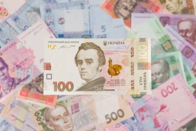 Гривна укрепилась после резкого падения: курс валют в Украине на 6 июля