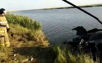Один человек погиб при жесткой посадке вертолета в Ростовской области
