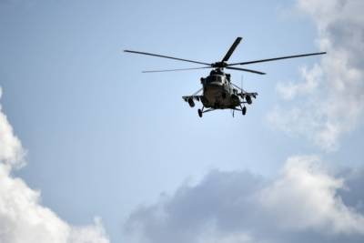 Вертолет совершил жесткую посадку в Ростовской области