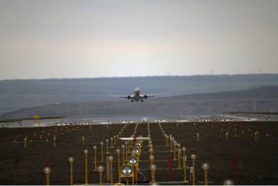 В Платове приняли вывозной авиарейс из Ташкента