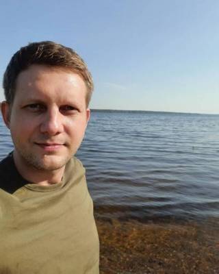 Борис Корчевников спровоцировал слухи из-за появления у «выписной» московского роддома