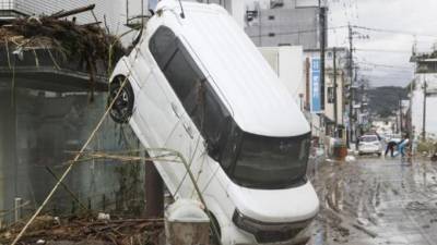 В Японии из-за ливней погибли 42 человека