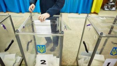 Провести местные выборы на Донбассе пока невозможно, – Данилов