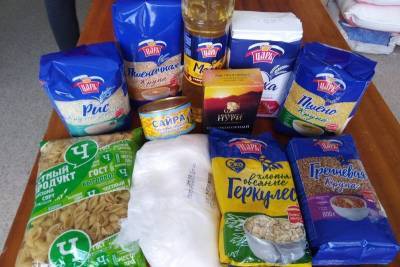 В Кургане церковь помогает продуктами нуждающимся