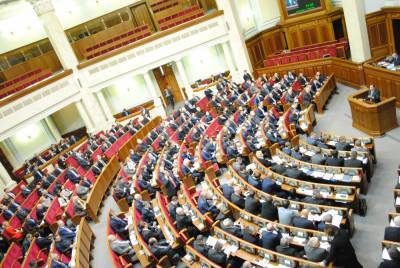 Ликвидация местных судов: нардепы просят Президента отменить указы Порошенко