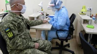 В ВСУ болеют коронавирусом более 160 военных