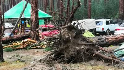 Из-за шторма в Красноярском крае погибли два человека в палаточном лагере