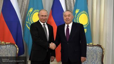 Путин поздравил экс-президента Казахстана Назарбаева с юбилеем