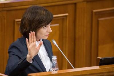 Экс-премьер Молдавии обещала поддержать бюджет