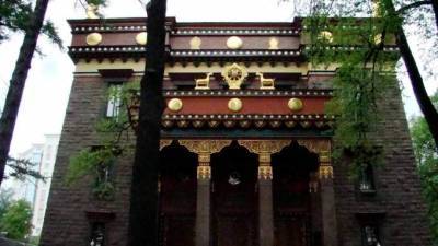Петербургский Дацан реконструирует дворцовый флигель за счет добровольных пожертвований