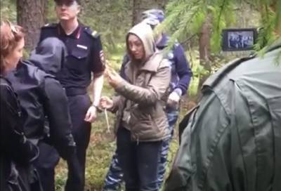 В Ленобласти задержали жену полицейского, которая едва не убила его в лесу под Выборгом