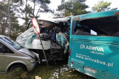В Польше столкнулись три автобуса, 14 пострадавших