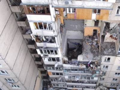 В Сети показали фото с места взрыва в доме на Позняках в Киеве