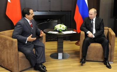 Путин обсудил с королем Бахрейна Сирию и коронавирус