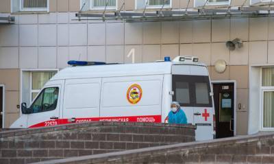 Петербургские чиновники объяснили высокую смертность от коронавируса «особенностями подсчета»