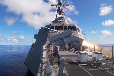 Американские ВМС отправили в патрулирование корабль с неполным запасом ракет