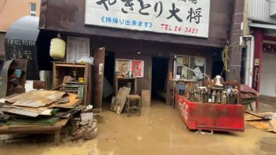 Не менее 34 человек погибли в Японии в результате наводнения.