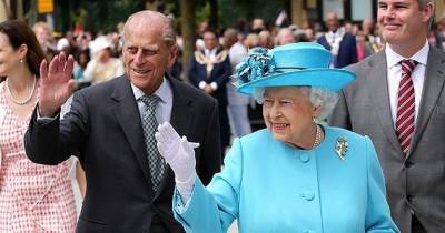 Британская королева показала личные бриллианты. ФОТО