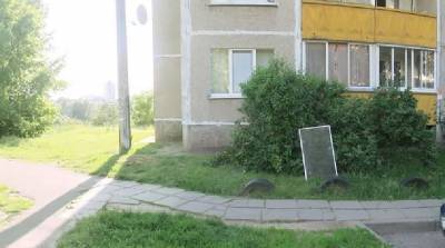 В Минске ребенок выпал из окна пятого этажа