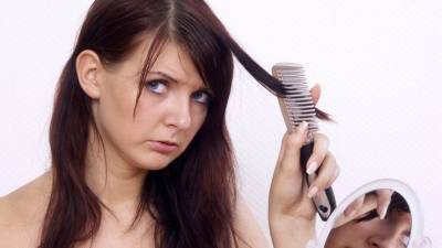 Две основные причины выпадения волос. Рассказывает специалист