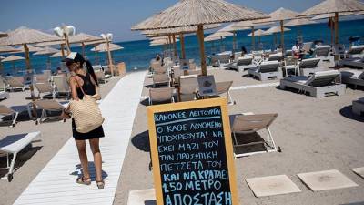 В Греции зафиксировали прирост заболевших COVID-19 туристов