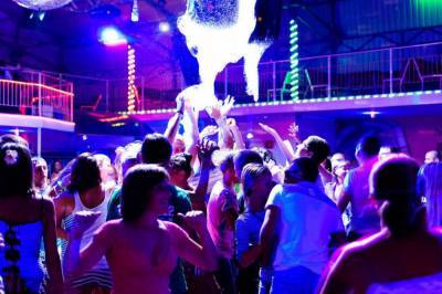 Киевские ночные клубы и караоке-бары будут проверять на соблюдение режима работы