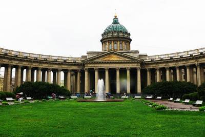 В Петербурге открылись музеи, выставочные залы и фитнес-центры