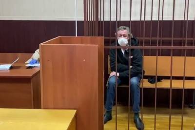 Адвокат заявил о достаточном количестве доказательств невиновности Ефремова