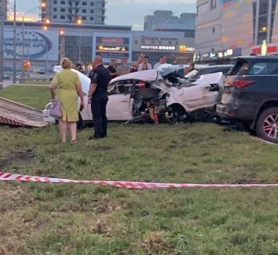 Протаранил три автомобиля: в полиции рассказали подробности смертельного ДТП в Новокузнецке